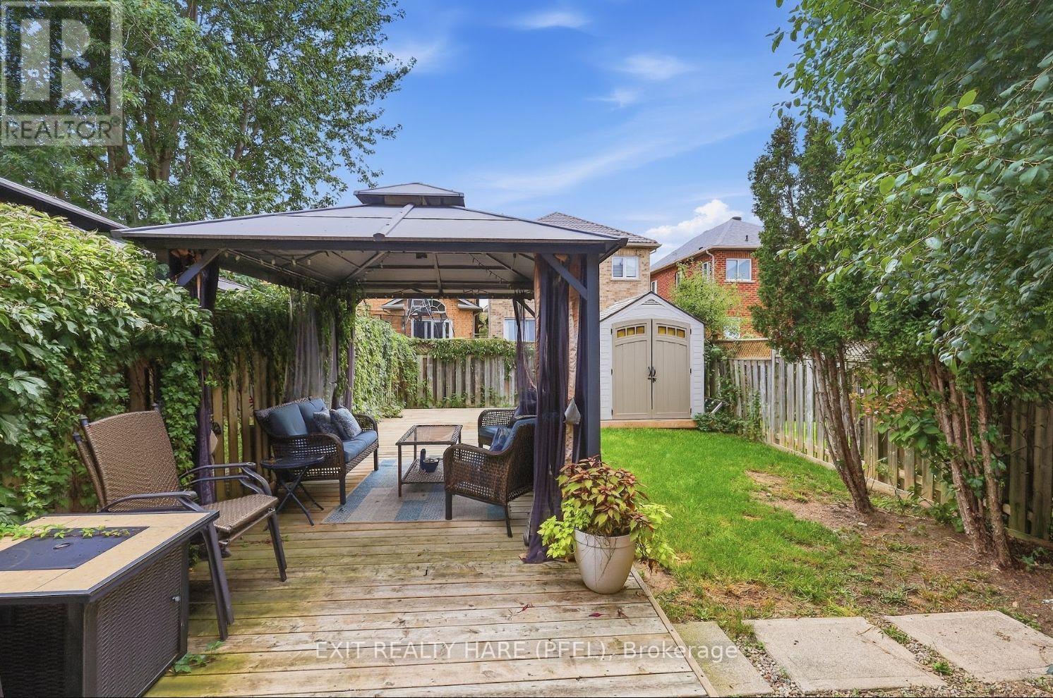 24 Snowberry Crescent, Halton Hills, Ontario  L7G 6M4 - Photo 7 - W13796470