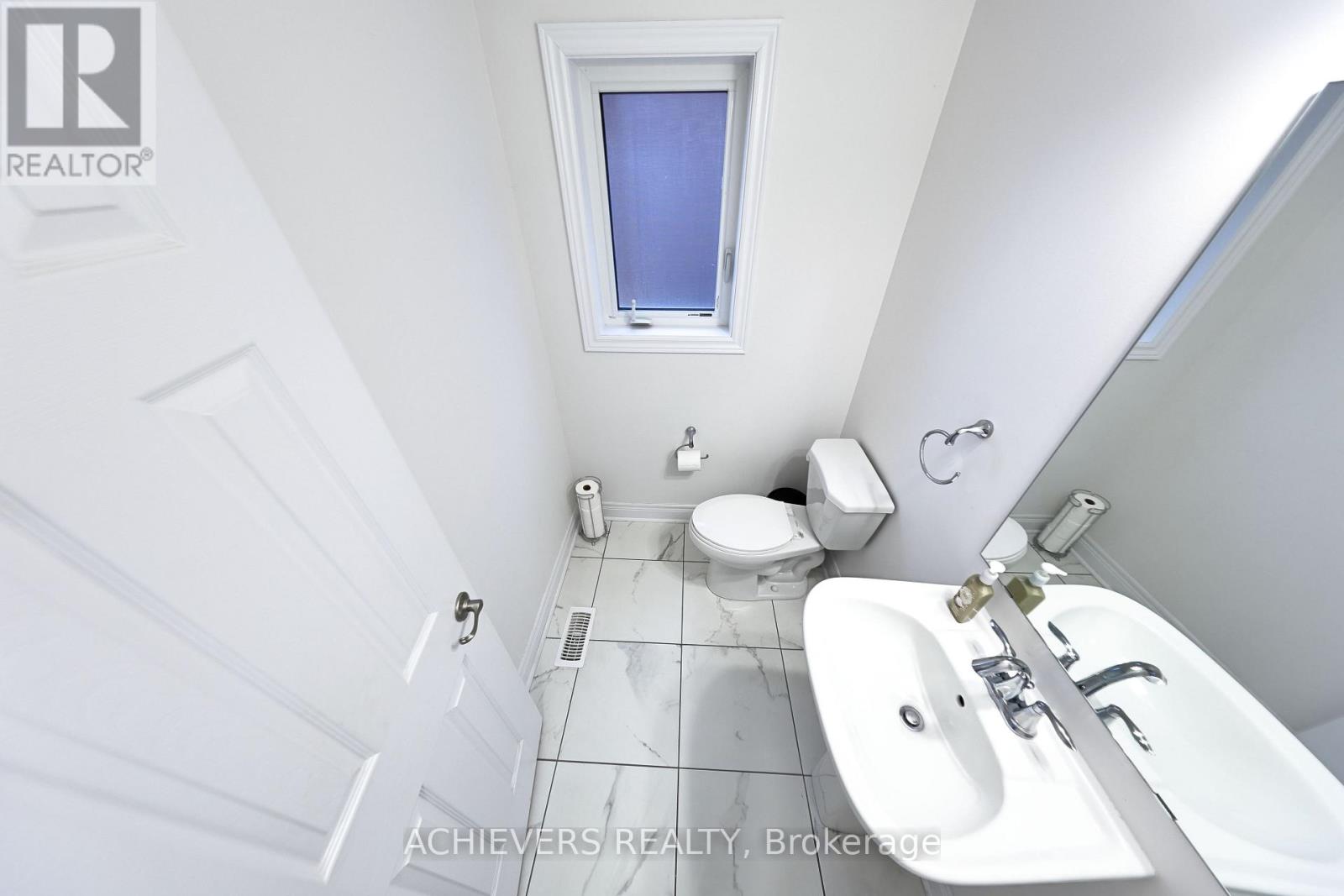 52 Branigan Crescent, Halton Hills, Ontario  L7G 0N1 - Photo 10 - W13796476