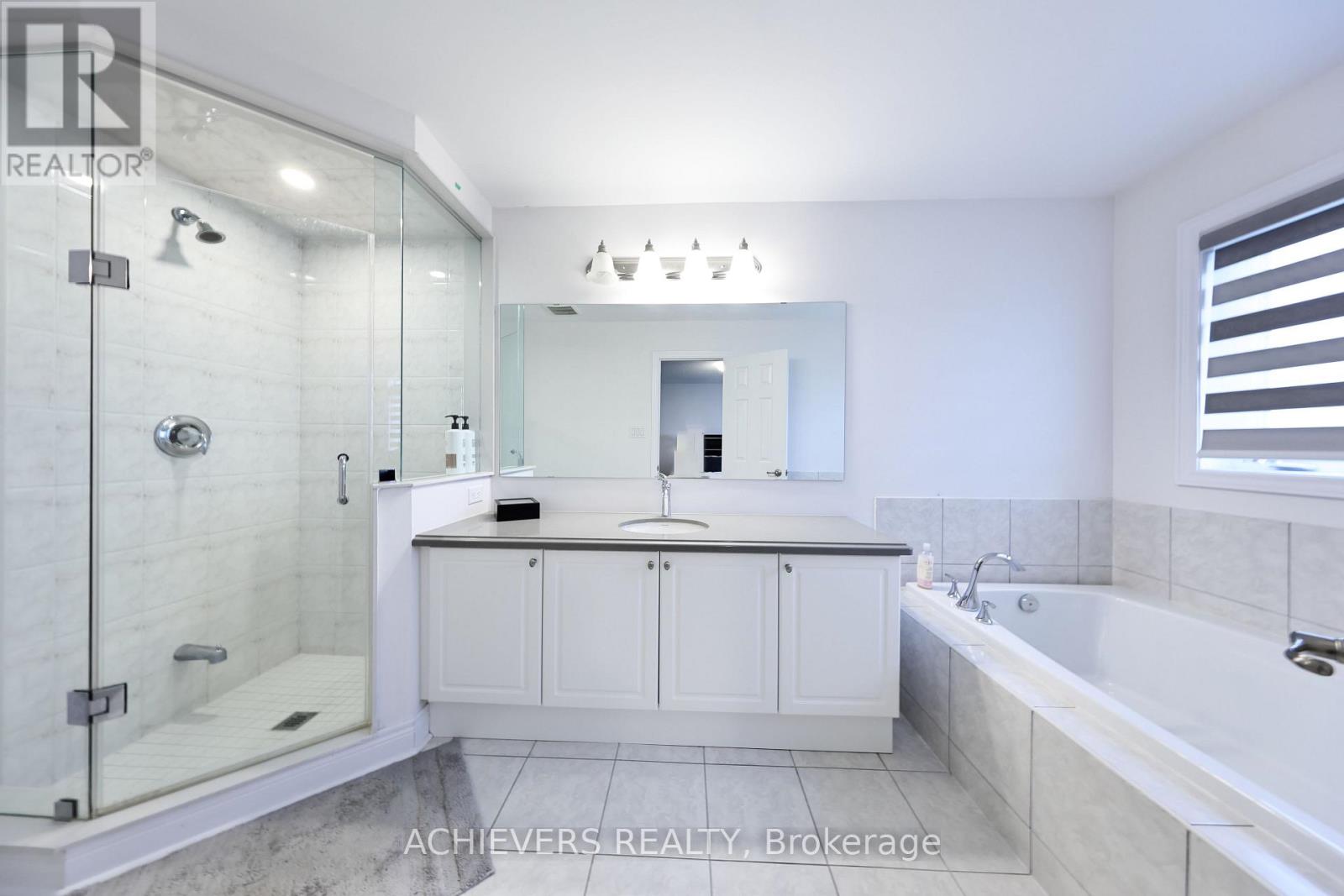 52 Branigan Crescent, Halton Hills, Ontario  L7G 0N1 - Photo 24 - W13796476
