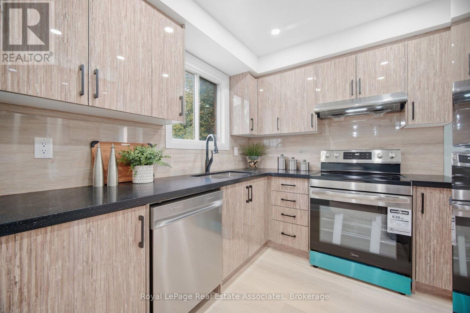 26 Sheldrake Court, Brampton, Ontario  L6Y 2W9 - Photo 15 - W13796482
