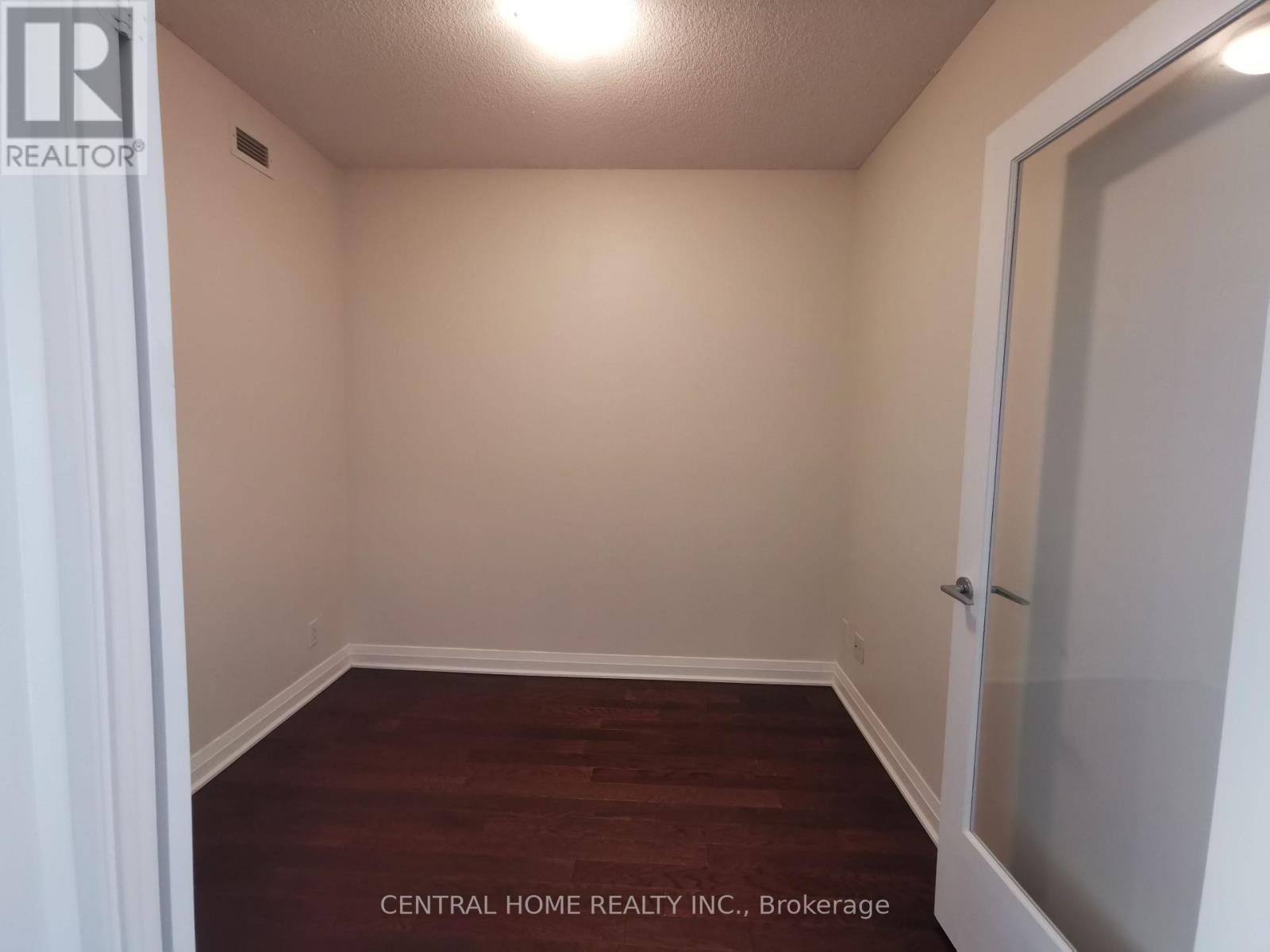 613 - 1055 Southdown Road, Mississauga, Ontario  L5J 0A3 - Photo 5 - W13796486