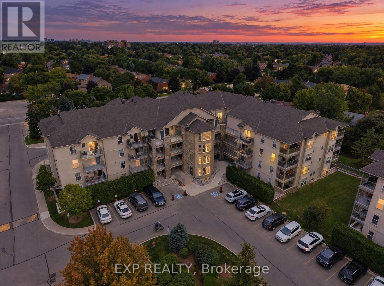 206 - 1440 BISHOPS GATE, Oakville, Ontario