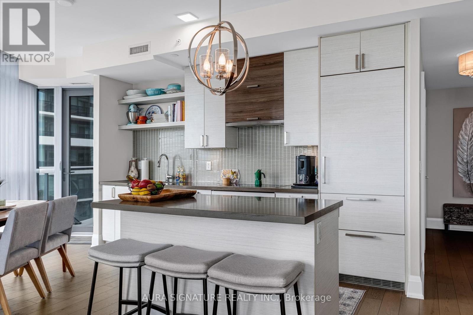 1004 - 59 Annie Craig Drive, Toronto, Ontario  M8V 0C4 - Photo 5 - W13796562