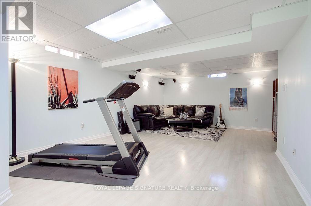 5386 Landsborough Avenue, Mississauga, Ontario  L5R 3X2 - Photo 25 - W13796576