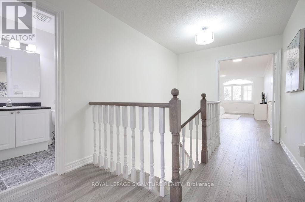 5386 Landsborough Avenue, Mississauga, Ontario  L5R 3X2 - Photo 36 - W13796576
