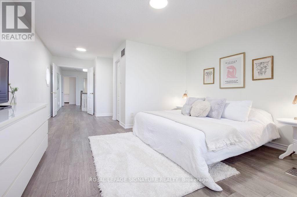 5386 Landsborough Avenue, Mississauga, Ontario  L5R 3X2 - Photo 7 - W13796576