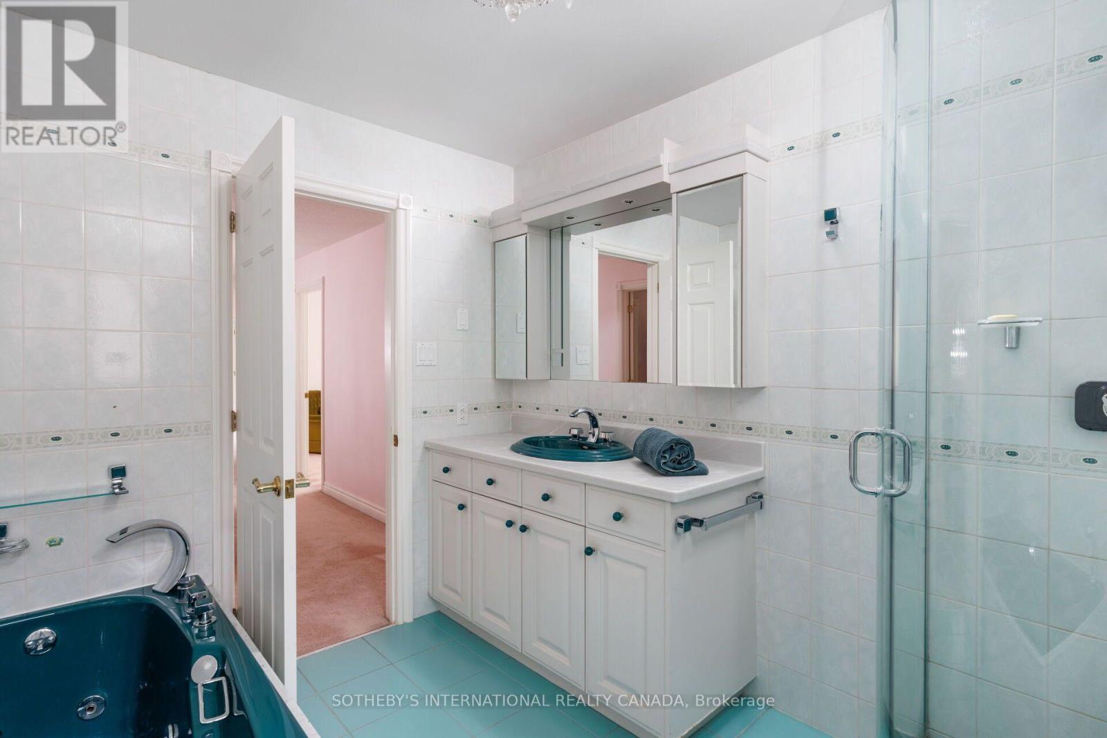 47 Great Oak Drive, Toronto, Ontario  M9A 1N3 - Photo 25 - W13796614