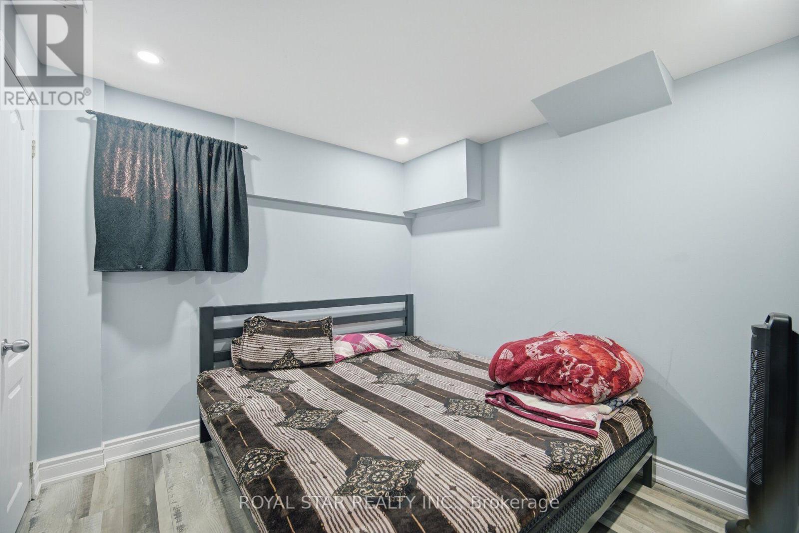18 Summer Mist Court, Brampton, Ontario  L6R 2Z1 - Photo 44 - W13796638