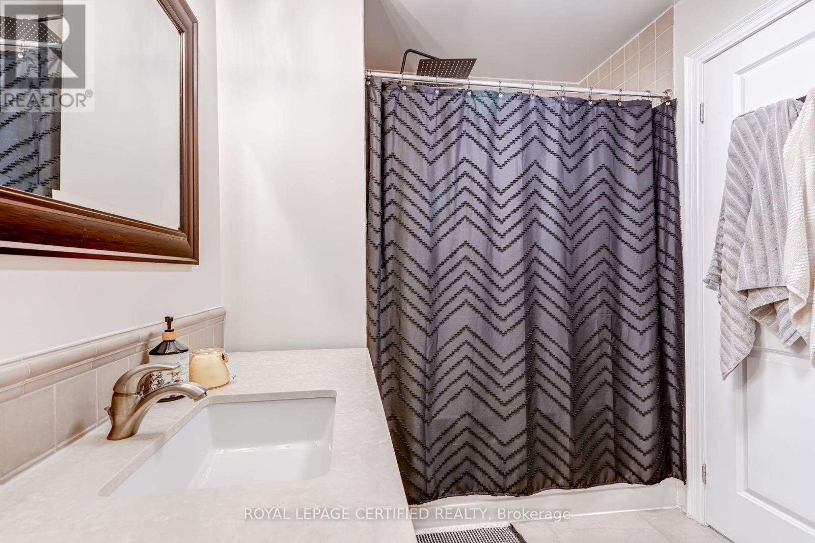 1806 - 100 John Street, Brampton, Ontario  L6W 0A8 - Photo 22 - W13796676