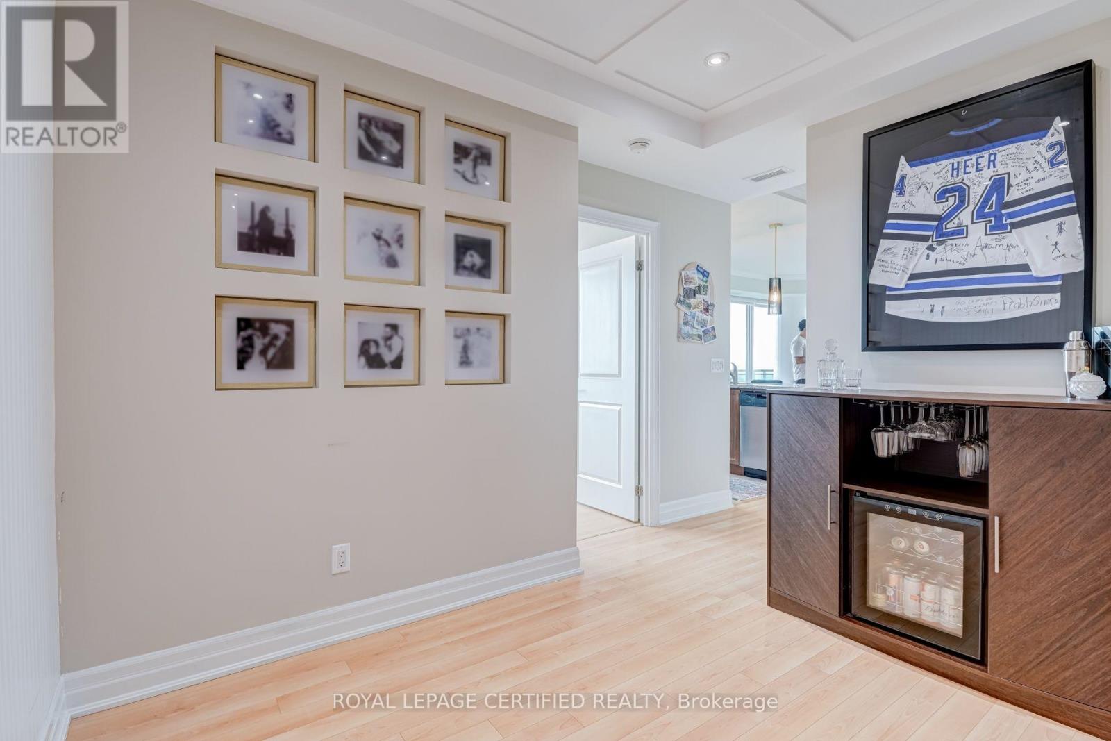 1806 - 100 John Street, Brampton, Ontario  L6W 0A8 - Photo 7 - W13796676