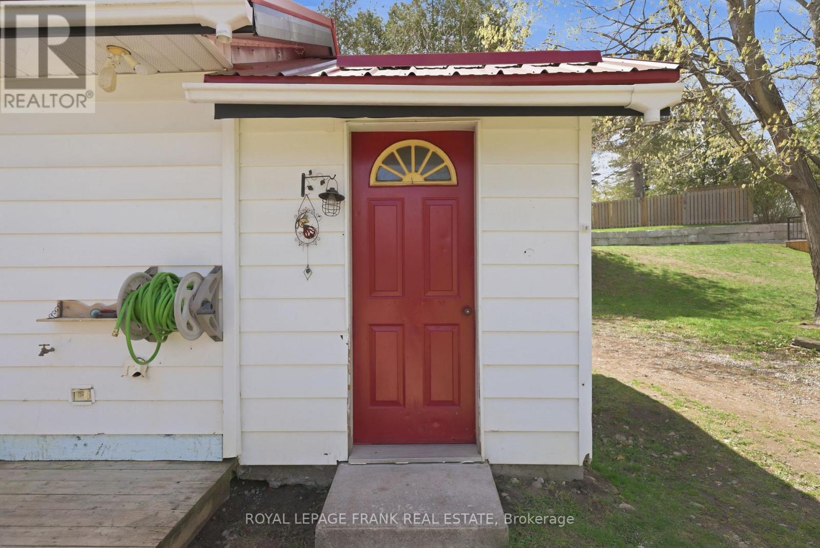 28 South Bayou Road, Kawartha Lakes (Verulam), Ontario  K0M 1N0 - Photo 10 - X13796564