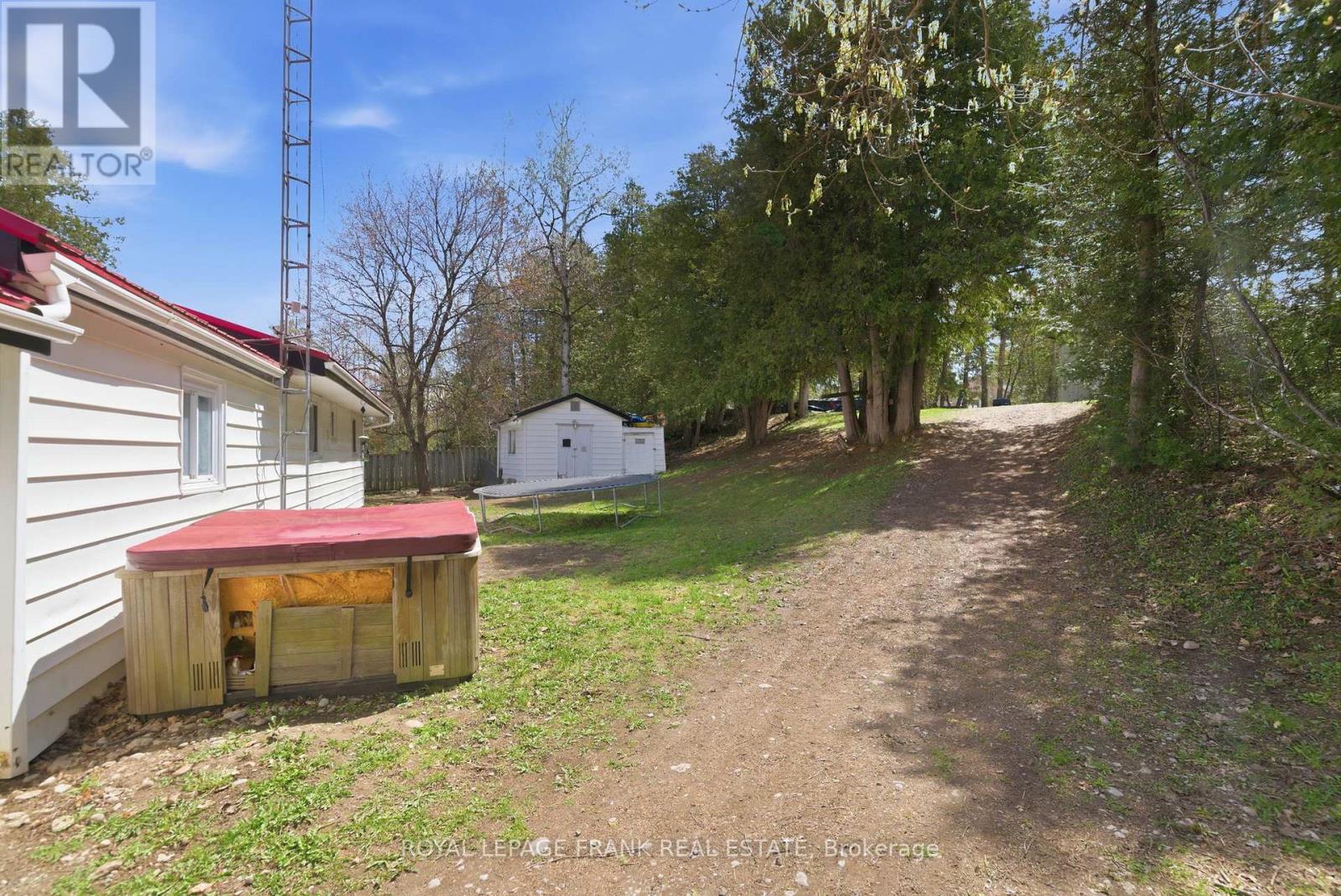 28 South Bayou Road, Kawartha Lakes (Verulam), Ontario  K0M 1N0 - Photo 6 - X13796564