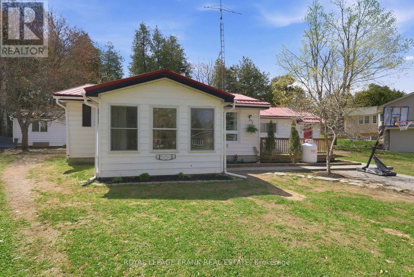 28 South Bayou Road, Kawartha Lakes (Verulam), Ontario  K0M 1N0 - Photo 5 - X13796564