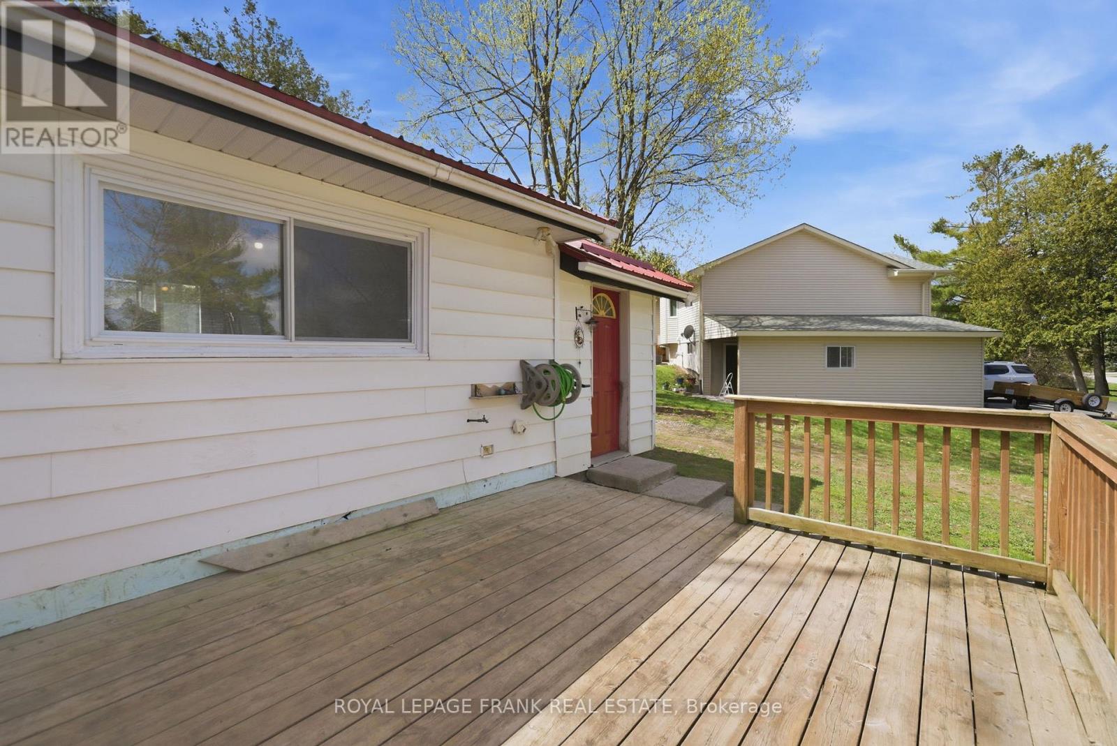28 South Bayou Road, Kawartha Lakes (Verulam), Ontario  K0M 1N0 - Photo 9 - X13796564