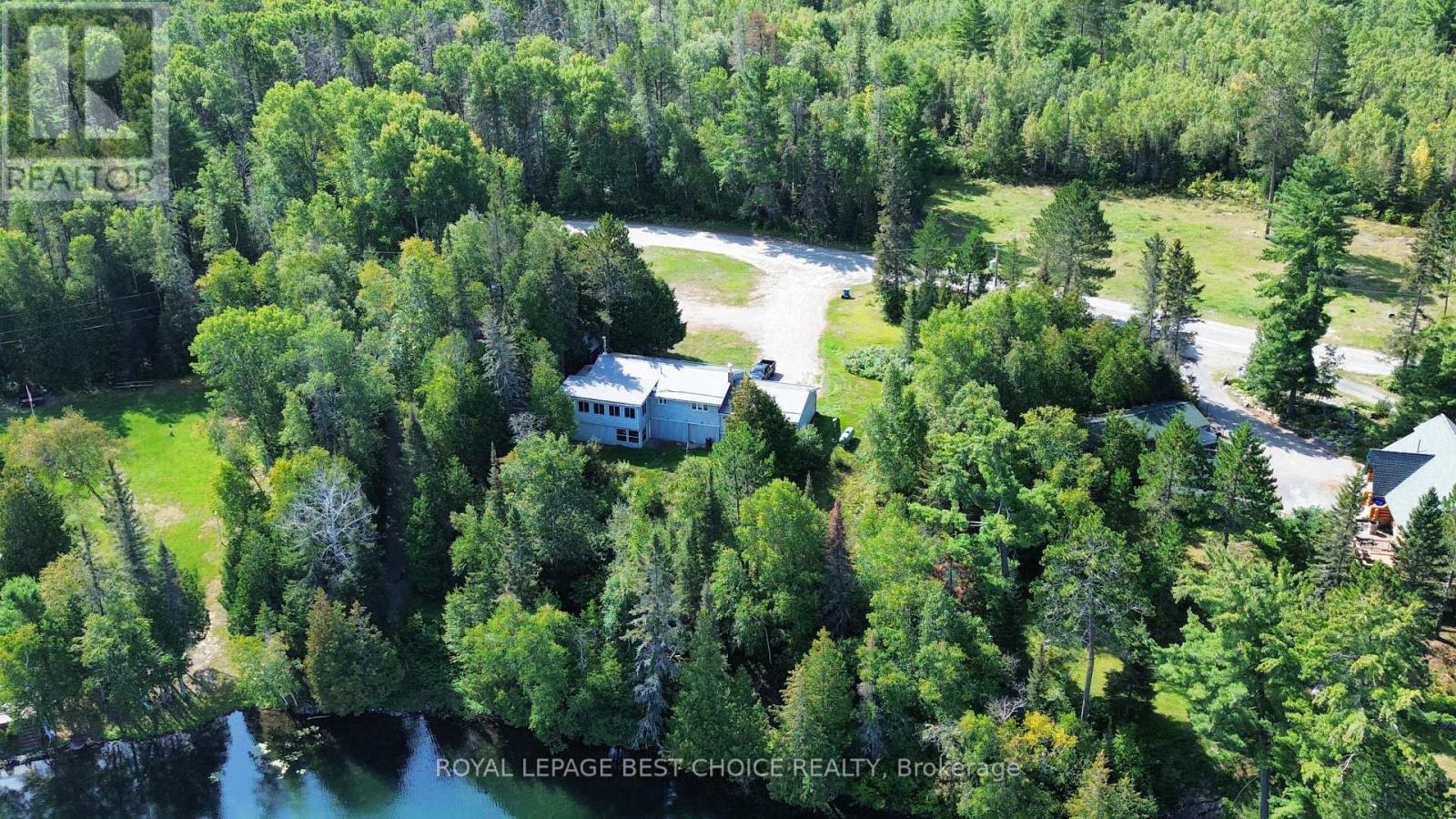877562 BASS LAKE ROAD photo 26