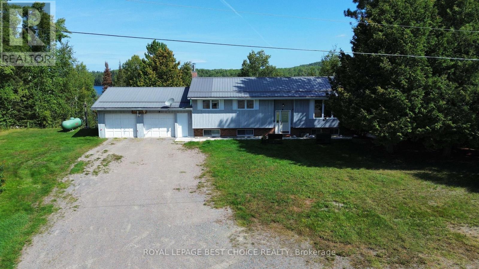 877562 BASS LAKE ROAD photo 28