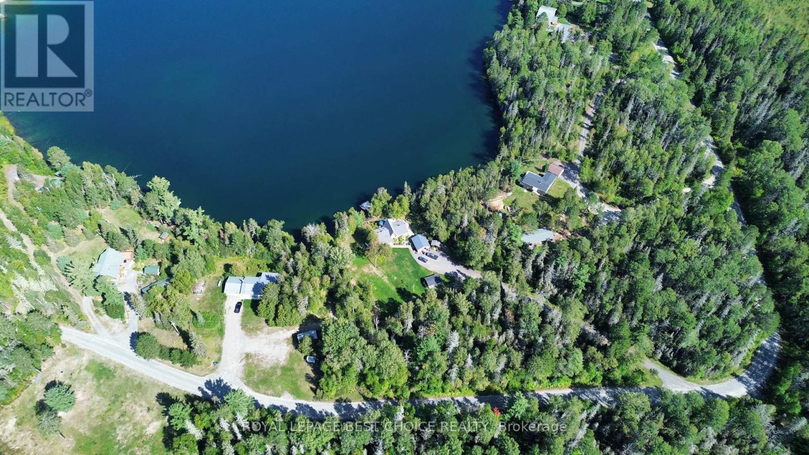 877562 BASS LAKE ROAD photo 3
