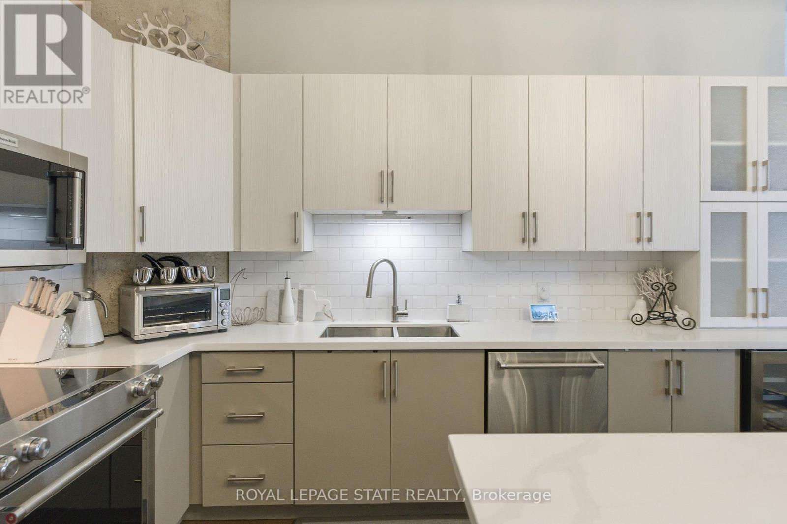 Ph10 - 66 Bay Street S, Hamilton, Ontario  L8P 4Z6 - Photo 12 - X13796406