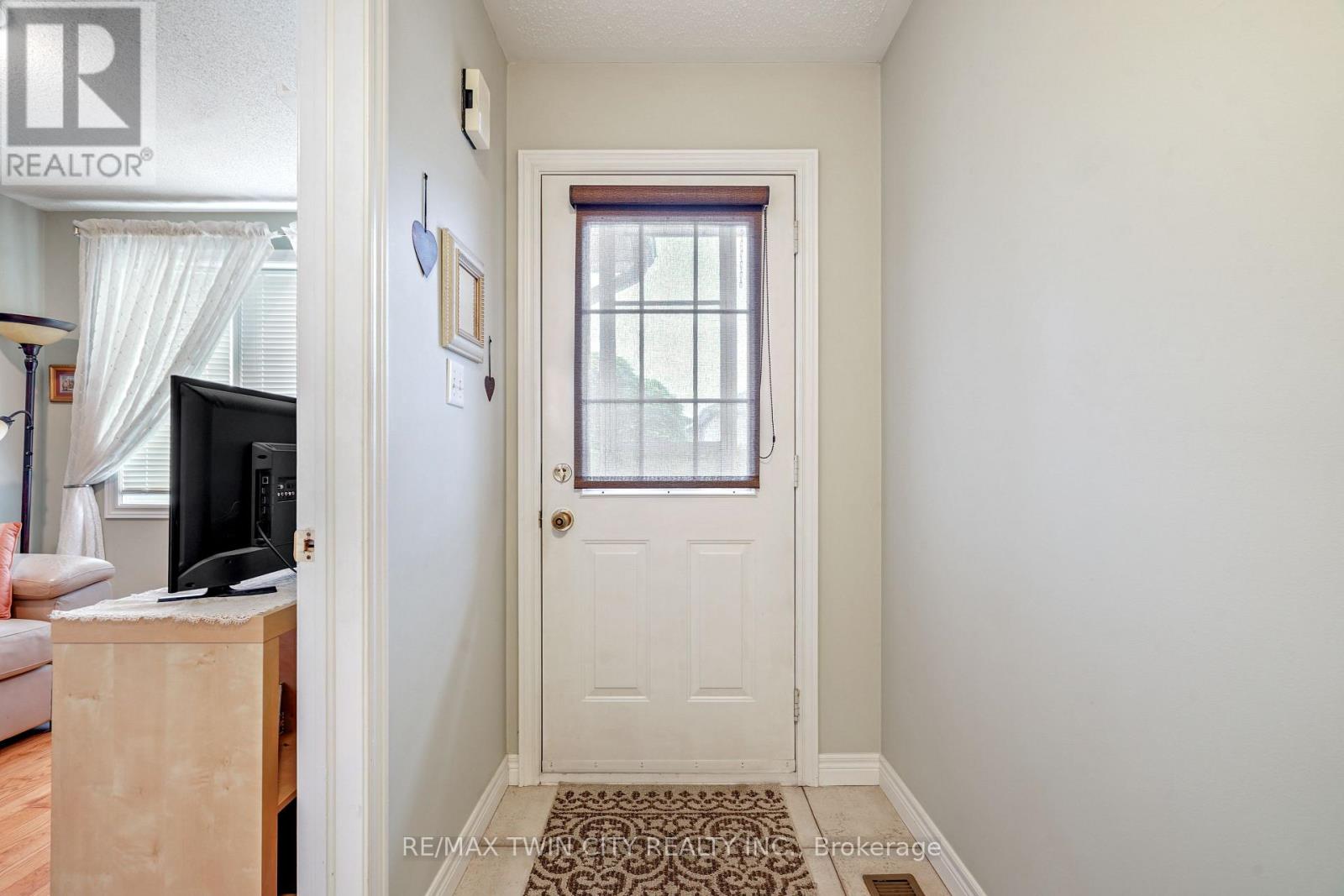 11 - 1 Buchanan Crescent, Brantford, Ontario  N3P 2B2 - Photo 5 - X13796442