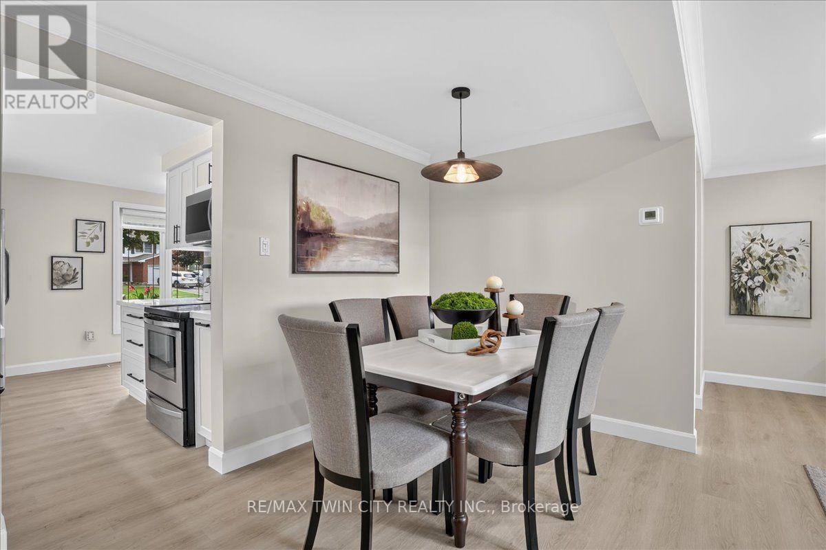 23 Briar Knoll Drive, Kitchener, Ontario  N2E 1X9 - Photo 14 - X13796498