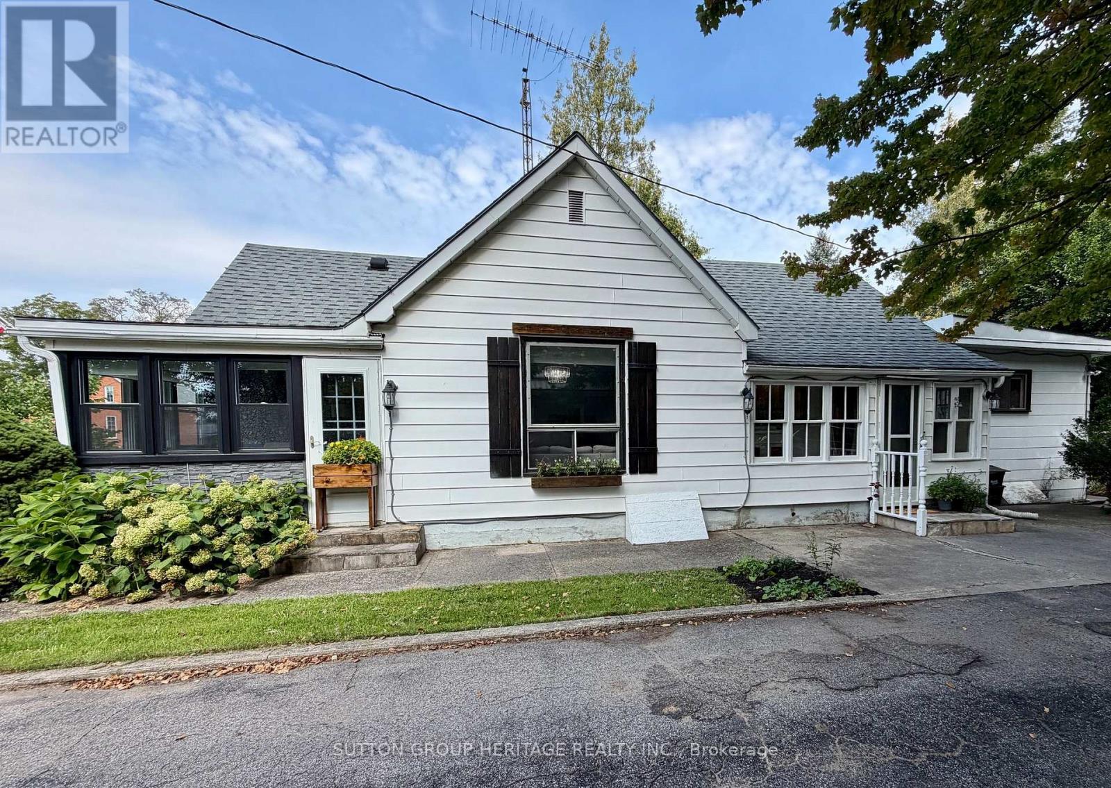 355 GILBERT AVENUE, Norfolk, Ontario