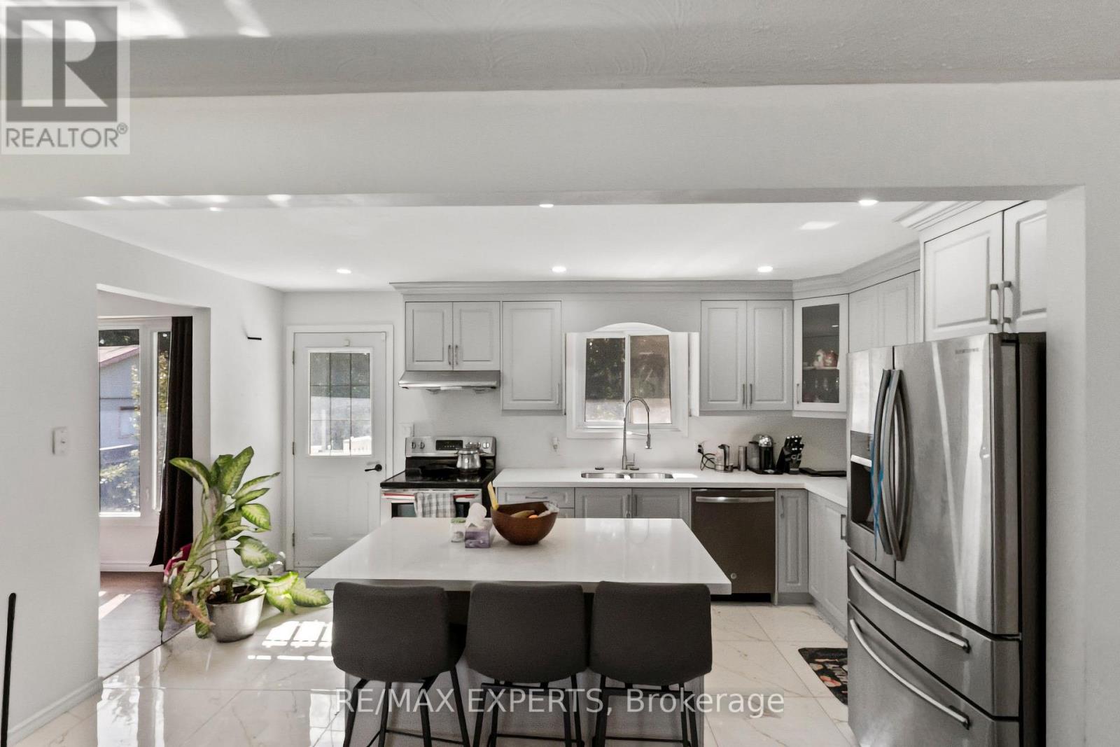 23 Thomas Street, Cobourg, Ontario  K9A 1K1 - Photo 4 - X13796534