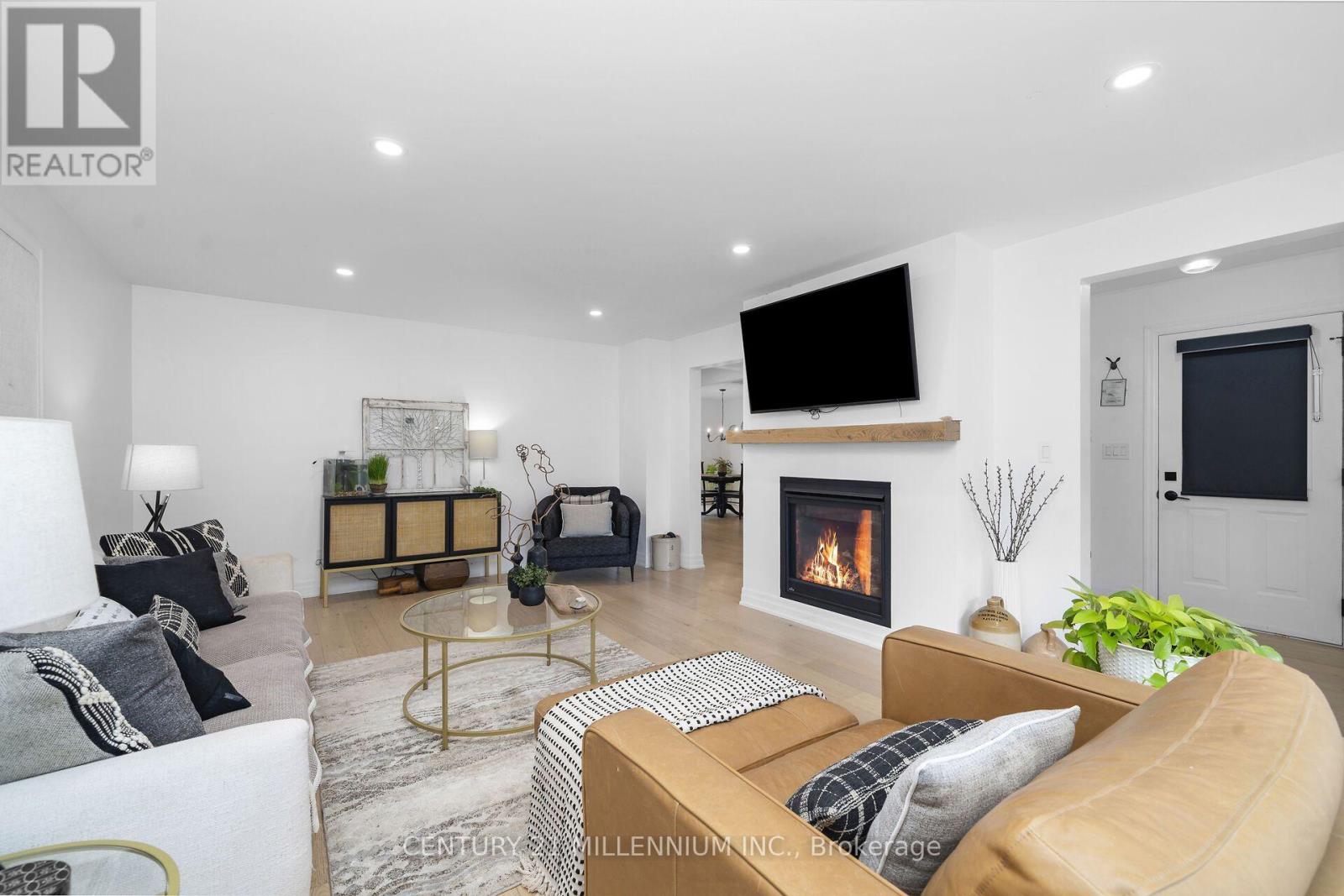 11 Dundas Street W, Erin, Ontario  N0B 1T0 - Photo 11 - X13796652
