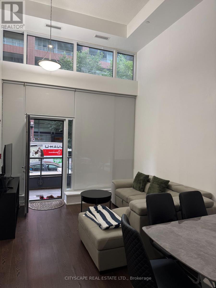 Th03 - 20 Bruyeres Mews, Toronto, Ontario  M5V 0G8 - Photo 9 - C13796142