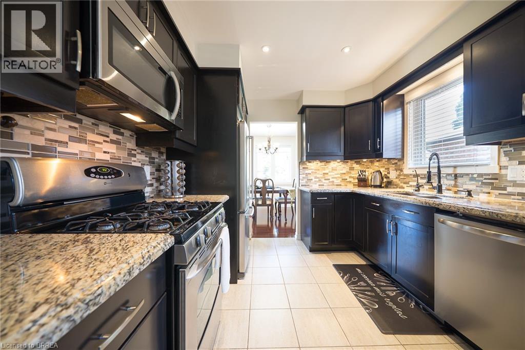 15 Fox Run, Brantford, Ontario  N3R 7P9 - Photo 12 - 40863704