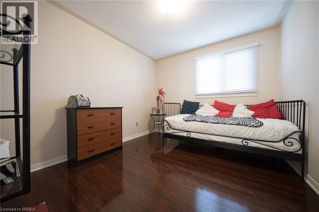 15 Fox Run, Brantford, Ontario  N3R 7P9 - Photo 20 - 40863704