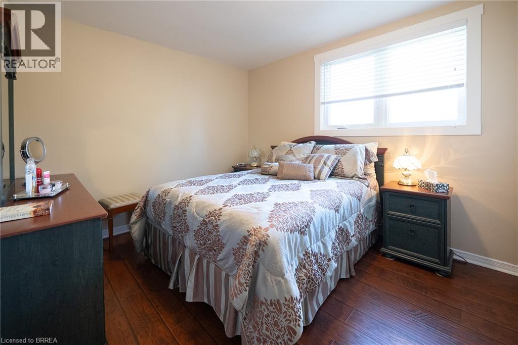 15 Fox Run, Brantford, Ontario  N3R 7P9 - Photo 24 - 40863704