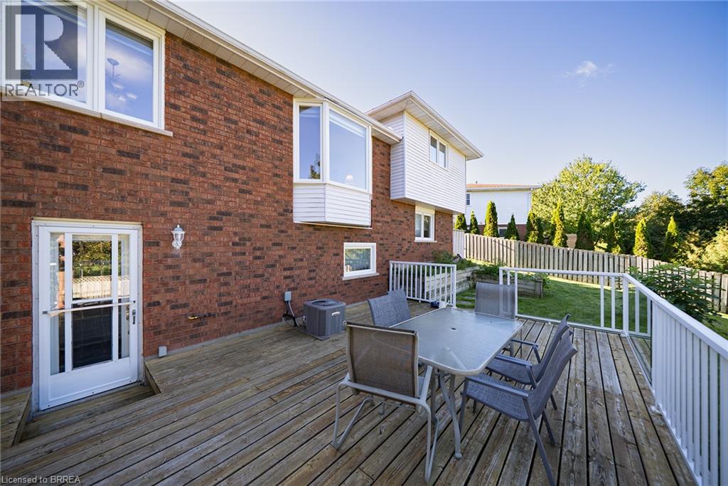15 Fox Run, Brantford, Ontario  N3R 7P9 - Photo 29 - 40863704