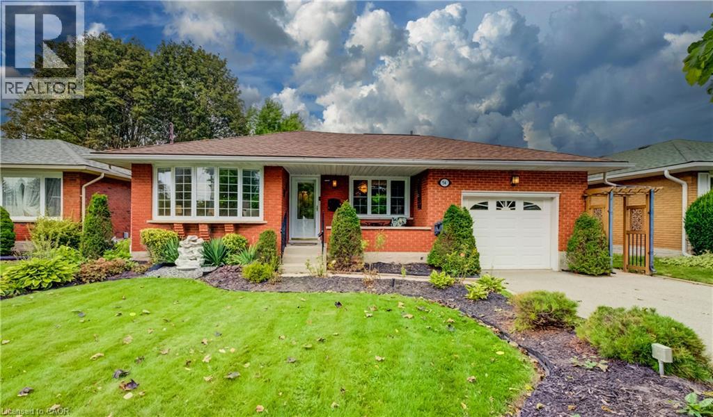54 Fairlawn Road, Kitchener, Ontario  N2C 1X9 - Photo 2 - 40863885
