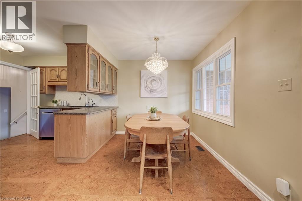 54 Fairlawn Road, Kitchener, Ontario  N2C 1X9 - Photo 10 - 40863885