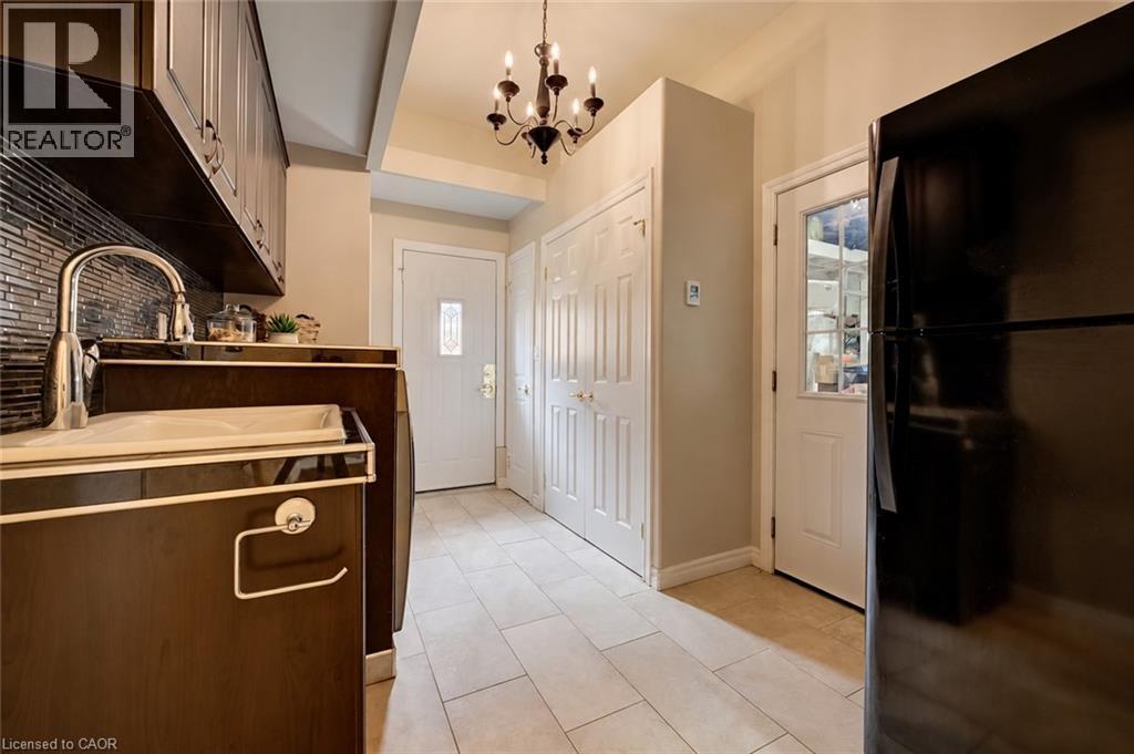 54 Fairlawn Road, Kitchener, Ontario  N2C 1X9 - Photo 25 - 40863885
