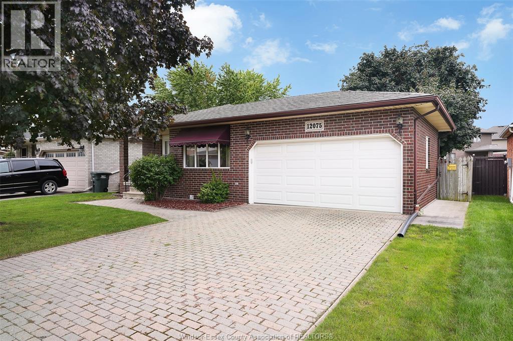 12075 St. Thomas Crescent, Tecumseh, Ontario  N8N 3V6 - Photo 3 - 26022900
