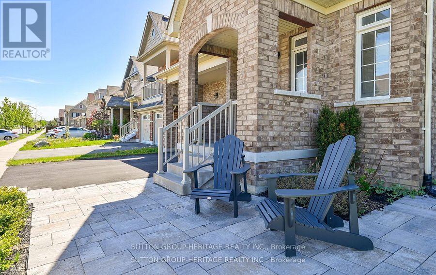19 Northglen Boulevard, Clarington, Ontario  L1C 0N7 - Photo 4 - E13768858