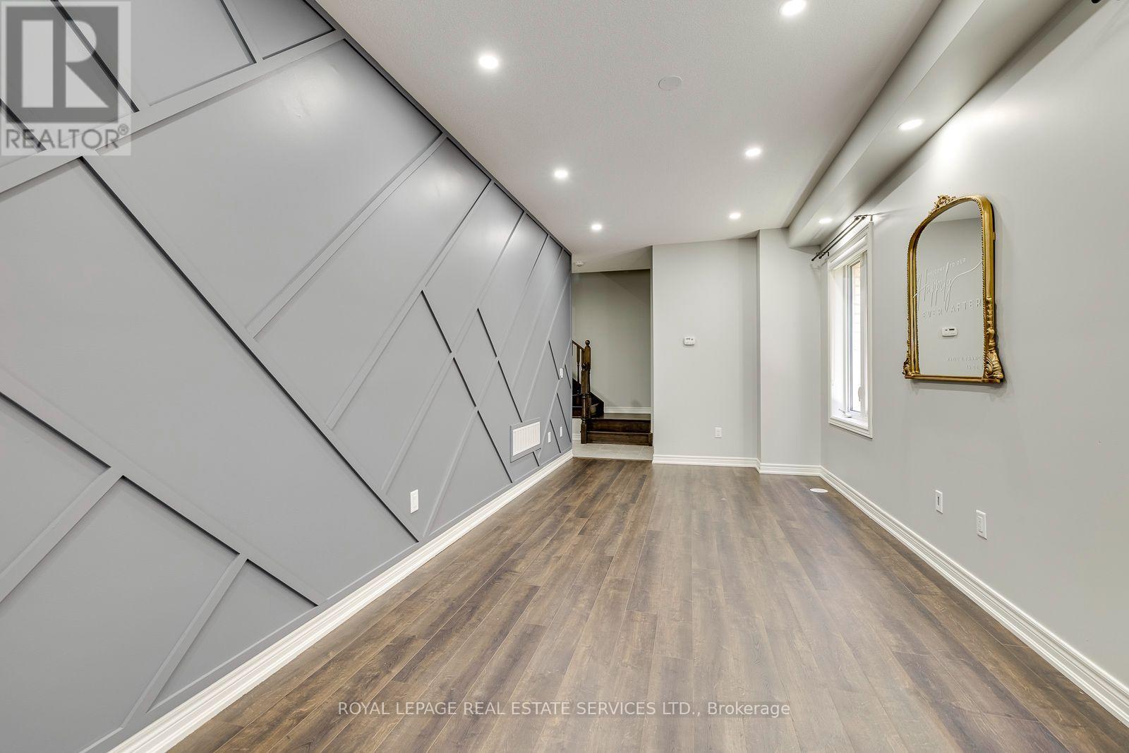 486 Silver Maple Road, Oakville, Ontario  L6H 3P6 - Photo 15 - W13571104