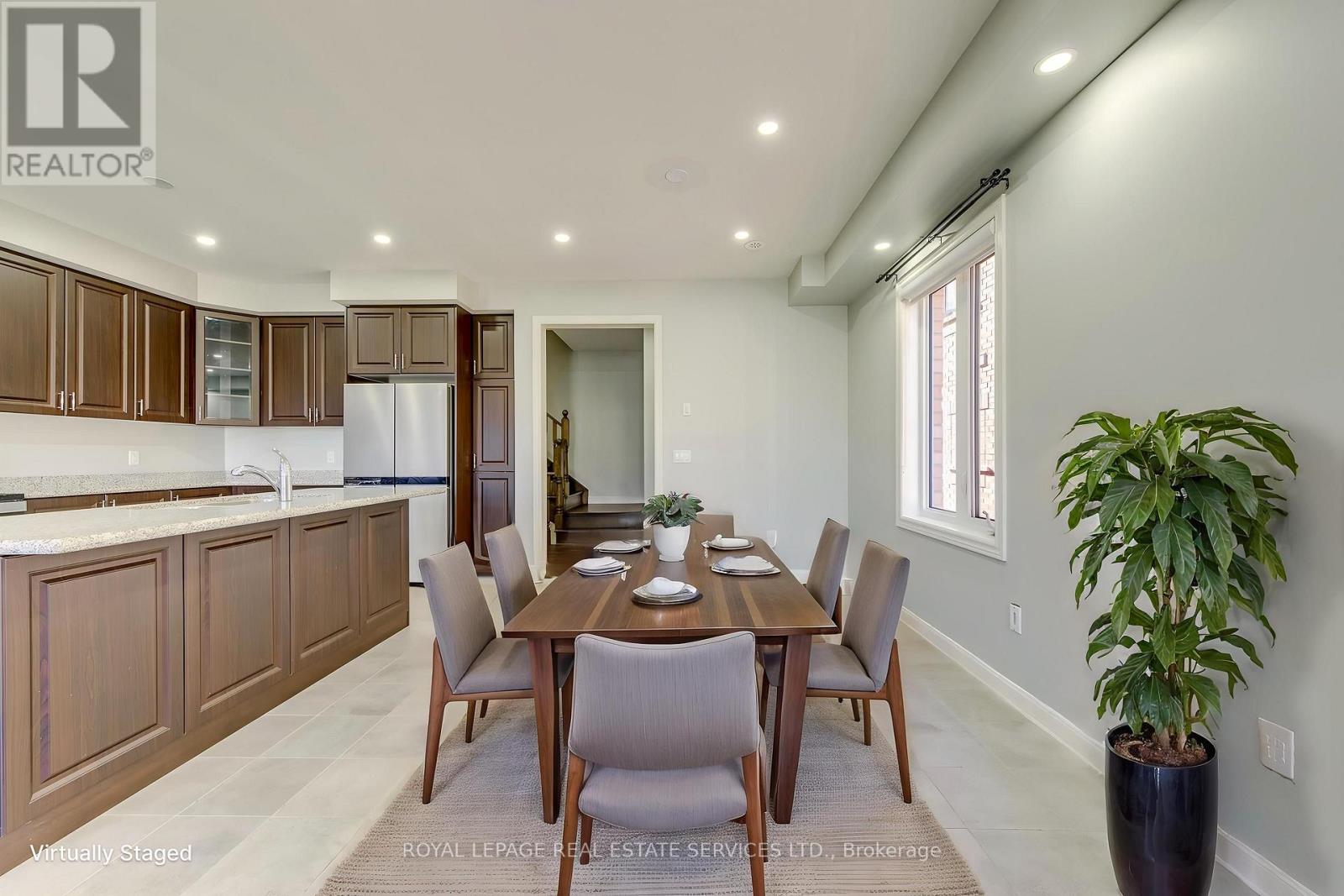 486 Silver Maple Road, Oakville, Ontario  L6H 3P6 - Photo 45 - W13571104