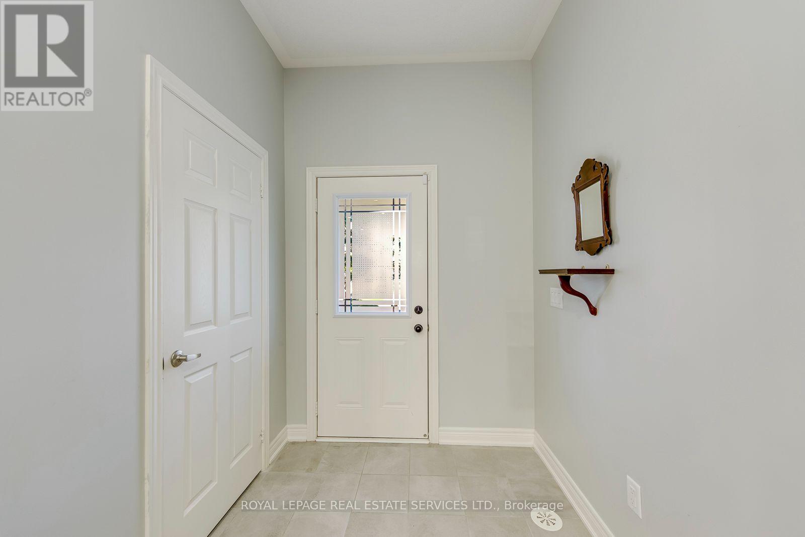 486 Silver Maple Road, Oakville, Ontario  L6H 3P6 - Photo 9 - W13571104