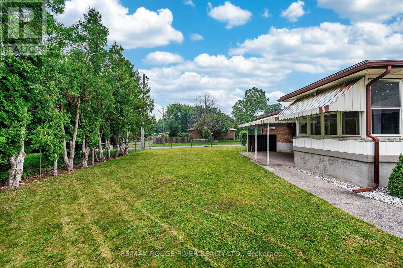 25 Clearview Heights, St. Catharines, Ontario  L2T 2W2 - Photo 46 - X13658856