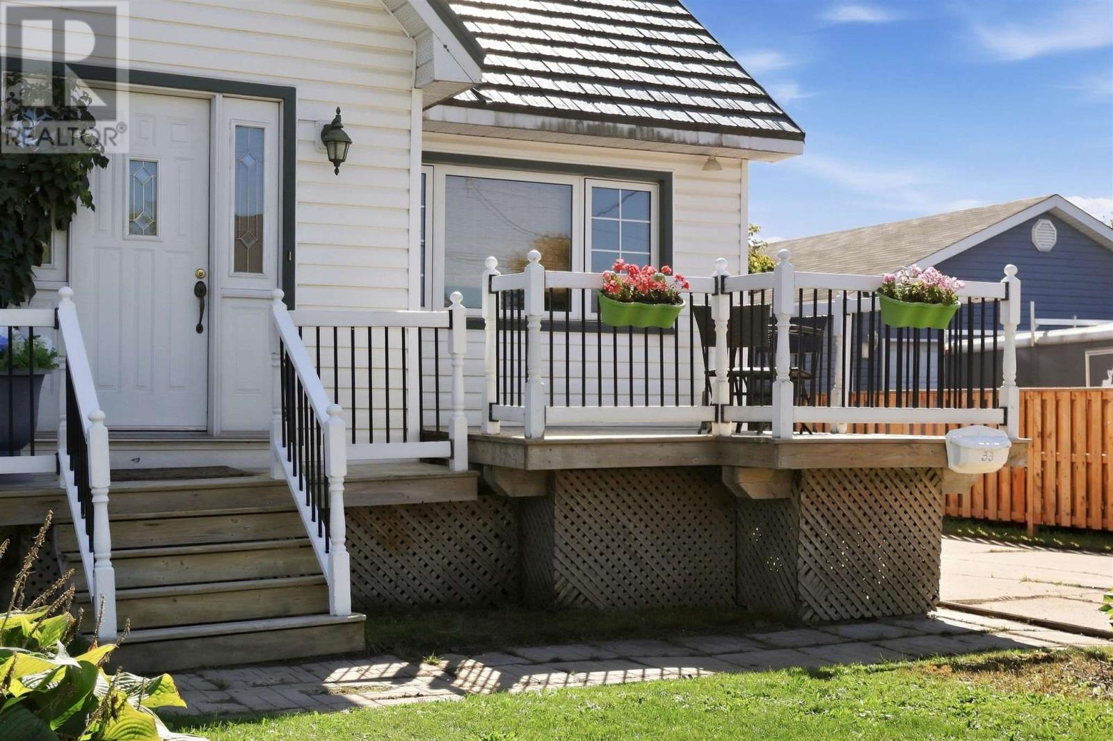 33 Raymond St, Sault Ste. Marie, Ontario  P6C 2E5 - Photo 37 - SM262587