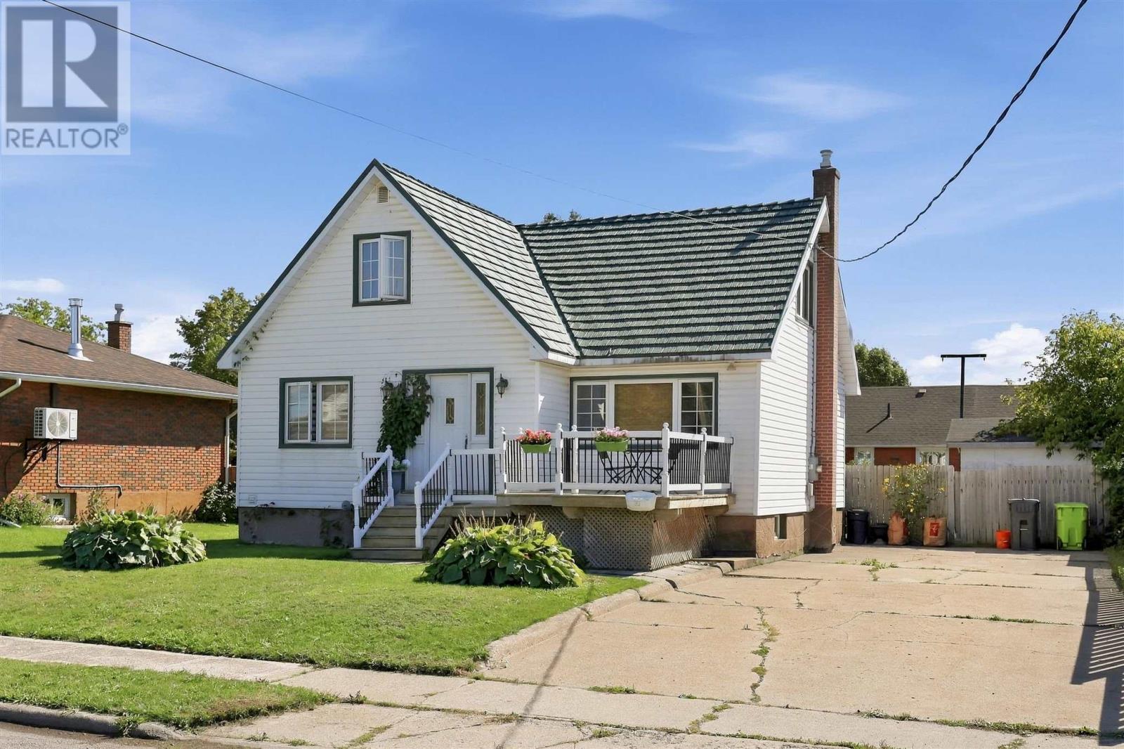 33 Raymond St, Sault Ste. Marie, Ontario  P6C 2E5 - Photo 38 - SM262587