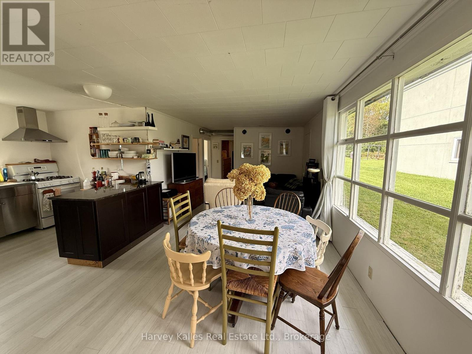90 Main Street, Prince Edward County (Wellington Ward), Ontario  K0K 3L0 - Photo 3 - X13796730