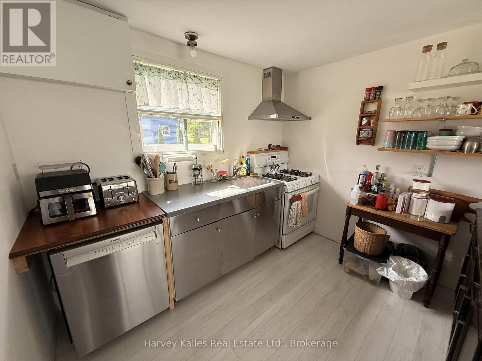 90 Main Street, Prince Edward County (Wellington Ward), Ontario  K0K 3L0 - Photo 5 - X13796730