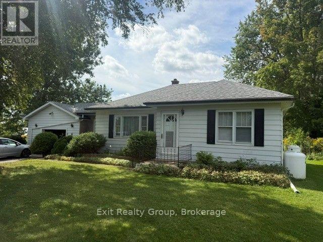 593 COUNTY RD 28, Prince Edward County, Ontario