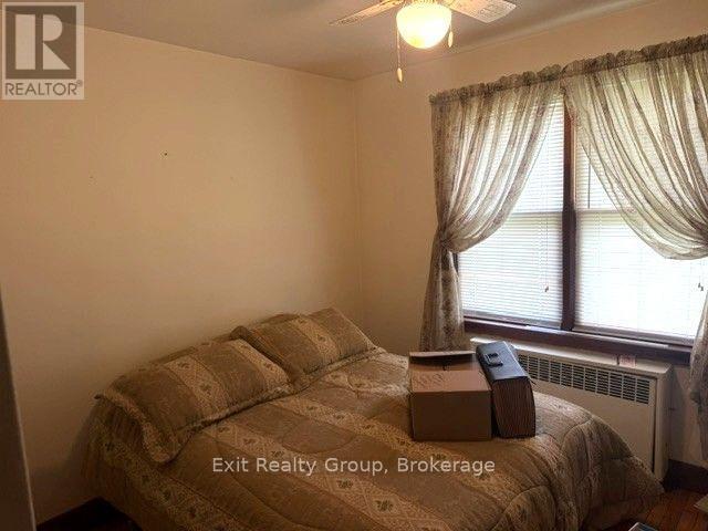 593 County Rd 28, Prince Edward County (Ameliasburg Ward), Ontario  K8N 4Z7 - Photo 18 - X13796792