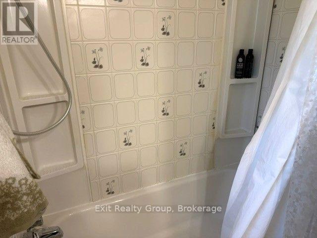 593 County Rd 28, Prince Edward County (Ameliasburg Ward), Ontario  K8N 4Z7 - Photo 20 - X13796792