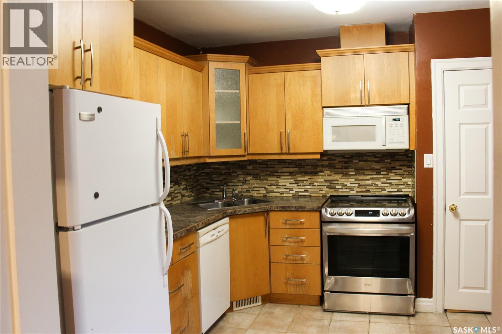 1852 Quebec Street, Regina, Saskatchewan  S4P 1J6 - Photo 12 - SK048705