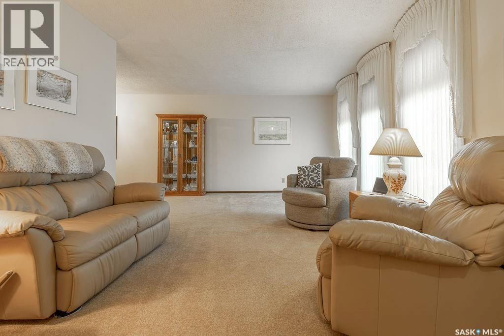 567 Delaronde Road, Saskatoon, Saskatchewan  S7J 4A7 - Photo 6 - SK048702